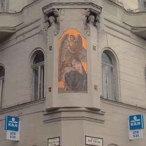 北伦流鼻血视频影视
